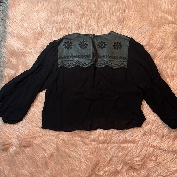Zara Woman Black Faux Leather Blouse‎ Size Small - Picture 5 of 7